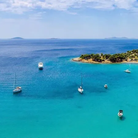 Kate * Μούρτερ