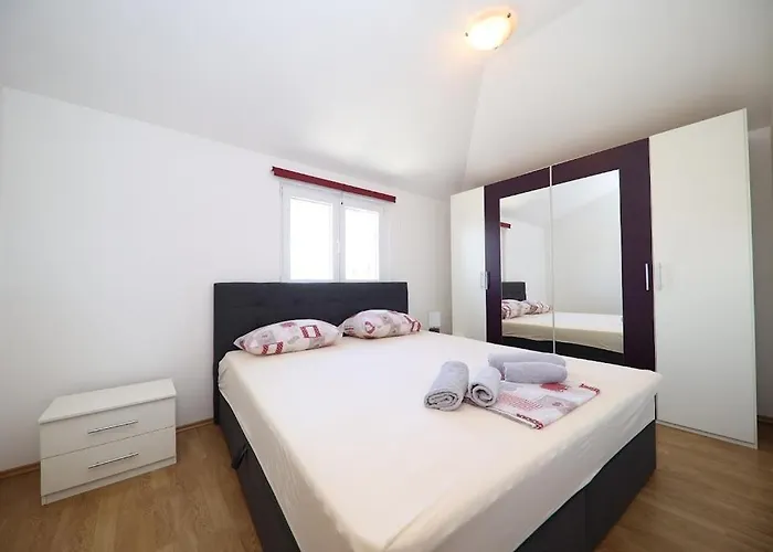Kate Apartament Murter